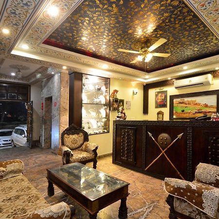Hotel Surya Garh Dźajpur Zewnętrze zdjęcie