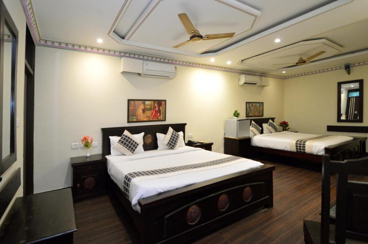 Hotel Surya Garh Dźajpur Zewnętrze zdjęcie
